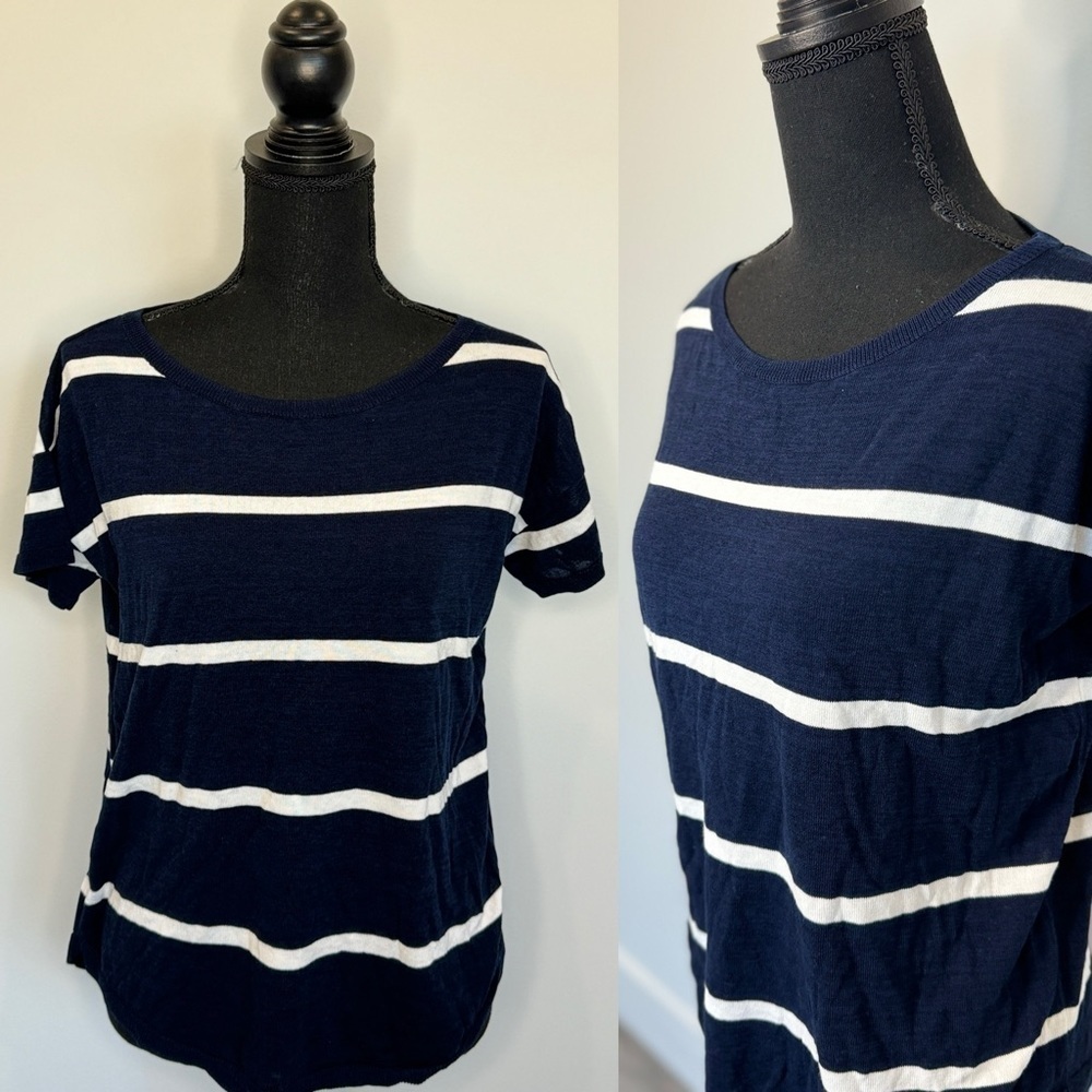Talbots Blue and White Short Sleeve Women’s Sweater Top (S)
